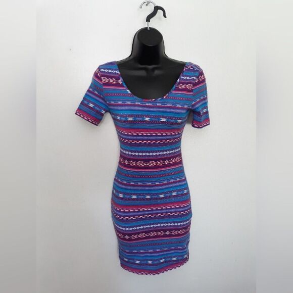 Forever 21 multicolored short sleeve bodycon dress - Picture 1 of 3